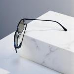 نظارة مستطيلة هندسية بلون أزرق ساتان من HEO Hustle