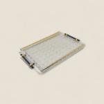 صينية أكريليك شفافة بمقابض ذهبية وسوداء