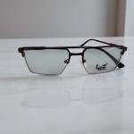 نظارة مستطيلة هندسية بلمسة موكا داكنة مطفية جزئيًا من HEO Hustle