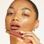 ملمع الشفاه من ريفولوشن نود لاتيه