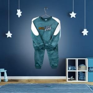 طقم بيجامة رويال فايبس بأكمام طويلة