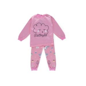 بيجامة للأطفال