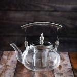 إبريق شاي زجاجي مع مصفاة ومقبض من الستانليس ستيل - 800 مل