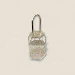 ستاند تقديم بثلاث طبقات من الأكريليك مع رقائق ذهبية