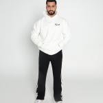 هودي مبطن بالفرو مع كلمات مطبوعة