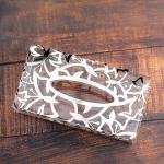 صندوق مناديل أكريليك أنيق بتصميم الفراشة 