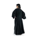 عباية مفتوحة بتفاصيل شرابة مكرامية فريدة