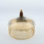 طبق تقديم مزخرف بغطاء أكريليك