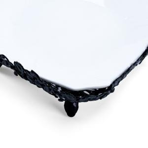 صينية تقديم مربعة من المعدن والزجاج – أسود