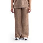 طقم ملابس منزلية بنقشة مضلعة تطريز على الصدر وقصة مريحة راحة وأناقة في كل لحظة