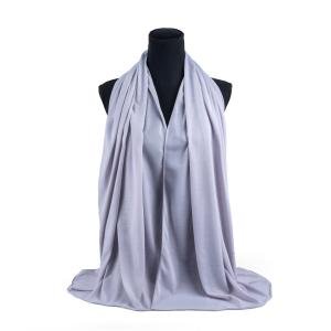 شيلة شيفون مع قطن بحواف مخيطة بدقة - رمادي فاتح