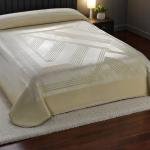 بطانية مورا الإسبانية بنعومة فاخرة (42 كريما)