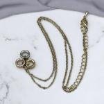 عقد قلادة بثلاث حلقات مترابطة