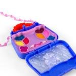 حقيبة مكياج الألعاب اللامعة على شكل قلب