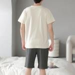 طقم تيشيرت مع شورت قطني بمقاسات كبيرة مع تطريز بالحروف ولمسة مرونة خفيفة