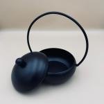 مبخرة معدنية مع مقبض وغطاء