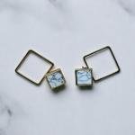 أقراط مربعة متدلية بتصميم رخامي