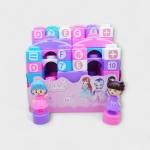 مجموعة مكعبات الأميرات مع دمى لطيفة