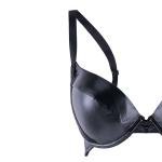 طقم حمالة صدر من الجلد الصناعي الأسود وثونغ شبكي