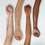 إيسنس جلوس الشفاه إكستريم شاين فوليوم 01