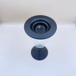 مبخرة أكريليك على شكل مخروطي مع جسم زجاجي مضلع