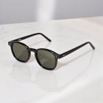 نظارة شمسية بتصميم Panto Fit وعدسات داكنة