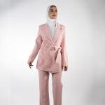 جاكيت نسائي مطرز بحزام عند الخصر