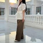 بلوزة نسائية بأكمام قصيرة الراحة والأناقة بكل سهولة