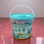 مجموعة بناء القلعة الرملية السحرية طقم لعب بالرمل مع أشكال مصبوبة في وعاء تخزين