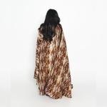 عباية استقبال بقصة واسعة حرير إيطالي