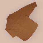 قميص نسائي بأزرار وجيبين أماميين