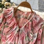 طقم تنورة طويلة بنمط مطوي مع بلوزة بتفاصيل كشكش وخصر مطاطي