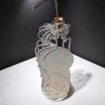 صينية تقديم برقائق الذهب