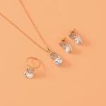 أحجار كريستال مستديرة مع زخارف ملمسية قطعة ديكور أنيقة ومتألقة