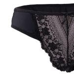 مجموعة بيكيني من الدانتيل وحمالة صدر مبطنة من الدانتيل