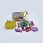 مجموعة دلو عجين اللعب الحيوانات 12 لونا زاهيا مع قوالب تشكيل وتصميم غطاء مضاد للتسرب