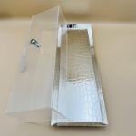 طبق حلوى مستطيل من الأكريليك الفضي