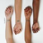 ايسينس قلم عيون كاجال 25