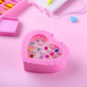 مجموعة خواتم رويال  أناقة خالدة ومناسبة لكل مناسبة