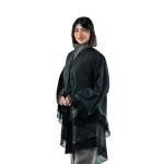 كارديجان أنيقة بطبقات على طراز كيمونو مع خطوط أنيقة