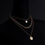 قلادة الطبقات بتصميم القلب والوردة رمز خالد للأناقة