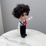 دمية ماي الفتاة الصغيرة بملابس تنكرية تنورة وردية وعصابة رأس الهدية المثالية للأطفال دمية قابلة للجمع وصديقة للعب