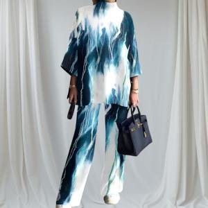 سيت من قطعتين – بلوزة oversized وسراويل واسعة بتصميم طبعة فرشاة فنية