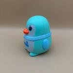 لعبة البطريق المتمايل القابل للشد مع وشاح