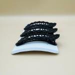 مجموعة مشابك الشعر التي تتميز بتصميمات ضفيرة ومرمرية مميزة