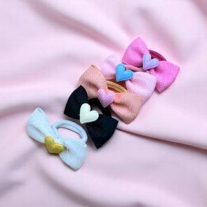 ربطات شعر مرنة مع تصميم قوس القلب