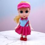 دمية ماي الفتاة الصغيرة بملابس تنكرية تنورة وردية وعصابة رأس الهدية المثالية للأطفال دمية قابلة للجمع وصديقة للعب
