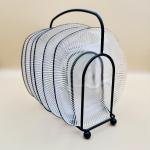 طقم أطباق زجاجية مربعة مكون من 6 قطع بنقشة مموجة وحامل معدني أسود