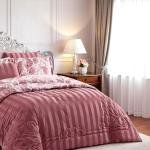 طقم لحاف مورا إسبانيا "فينتج روز" – 6 قطع بخامة ساتان مخطط وطبعة داماسك بطبقة مزودجة  (مجموعة لينا)