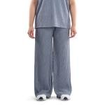 طقم ملابس منزلية بنقشة مضلعة تطريز على الصدر وقصة مريحة راحة وأناقة في كل لحظة